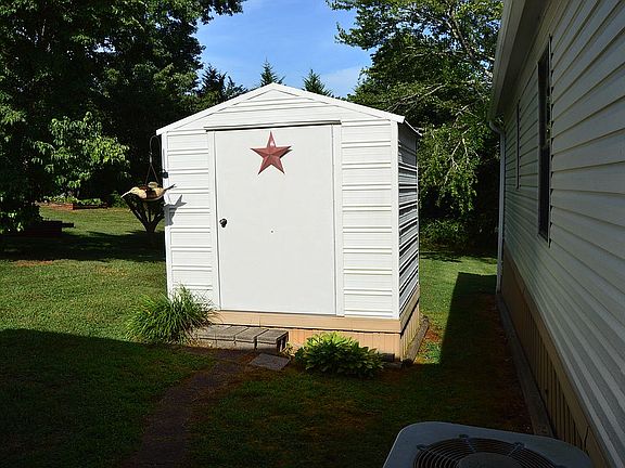 Utility shed