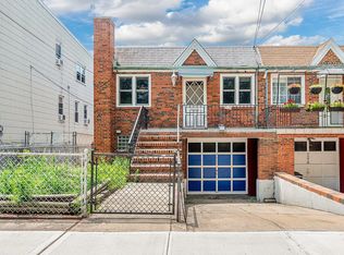 7220 73rd St, Glendale, NY 11385