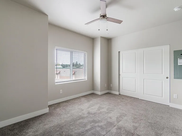 Arbor Crest Apartments — Photo 46