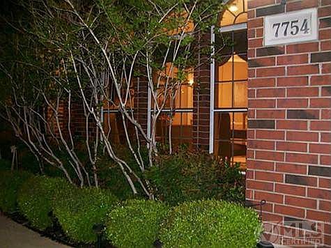 2nd image of 7754 Sunnyview Ct