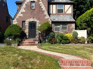 11415 177th St, Jamaica, NY 11434