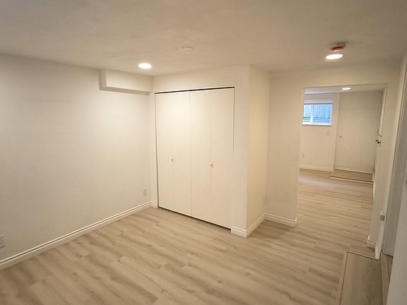 5th image of 3648 44th Ave SW #B1