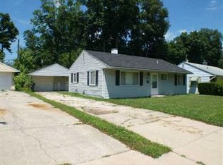 2702 W 18th St, Anderson, IN 46011
