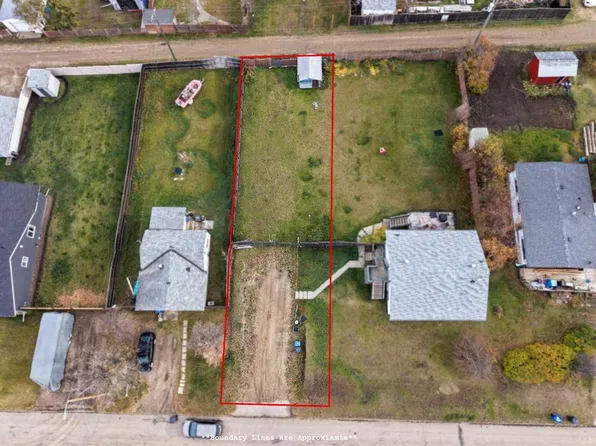 4515 47th St, Spirit River, AB T0H 3G0