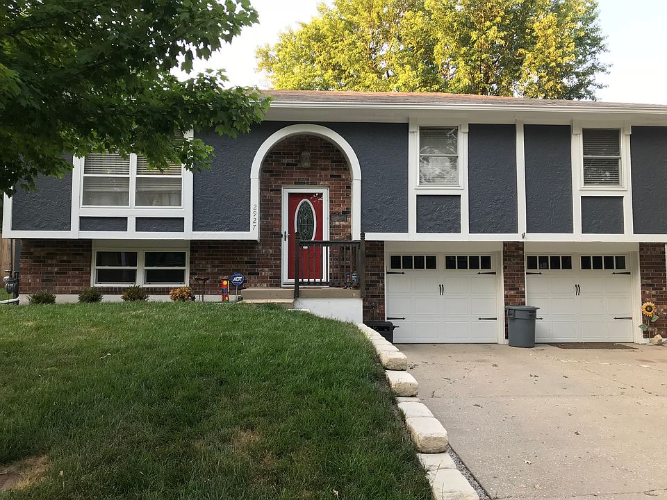 1st image of 2927 S Sweet Briar Dr
