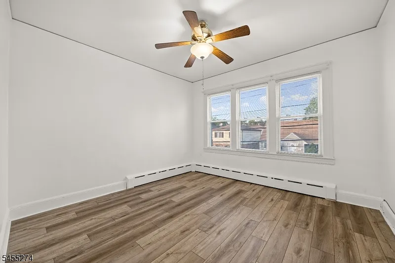 2 bed, 1.0 bath, $2,400 — Photo 4