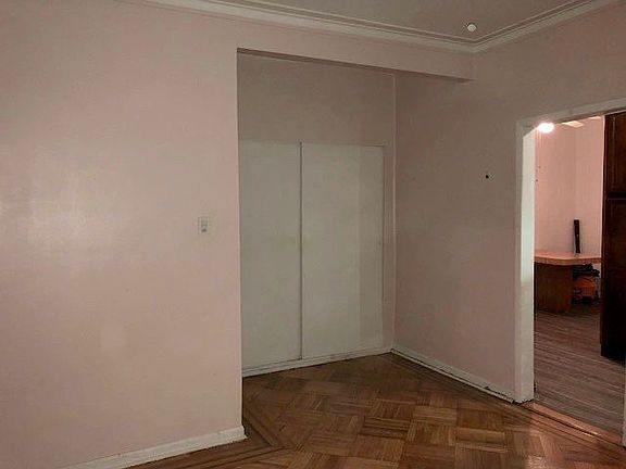 3rd image of 2385 27th St #1