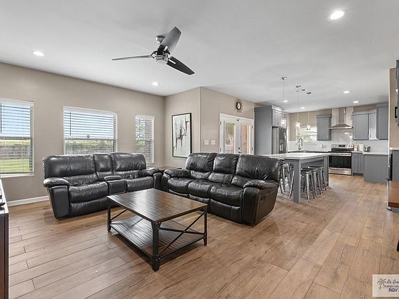 2nd image of 213 Henderson Rd