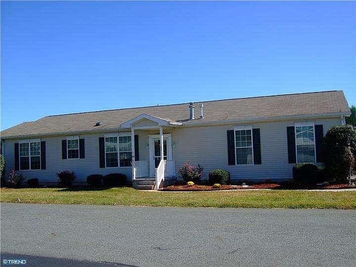 1st image of 22 Whitby Ln