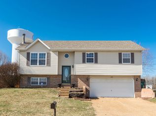 1527 Peach Orchard Ln, O Fallon, IL 62269