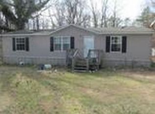 691 Grogan Rd, Woodruff, SC 29388