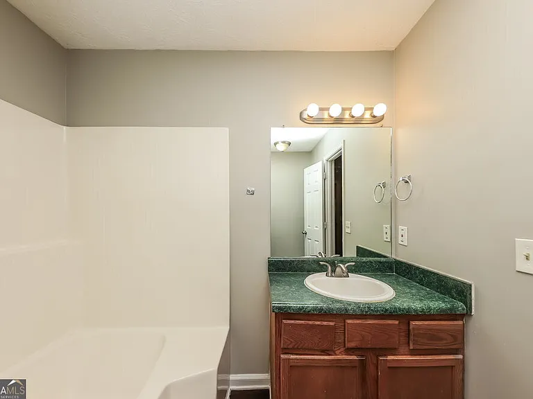 187 Sherwood Forest Dr — Photo 13
