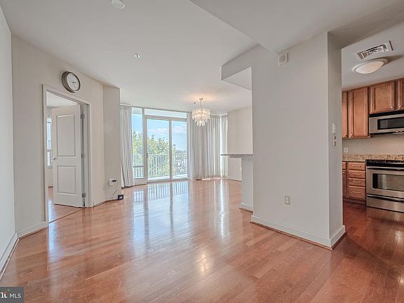 5th image of 105 Christina Lndg APT 205