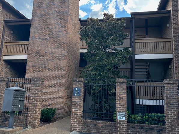 147 Hillsboro Pl