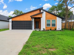 1915 Gordon St, Greenville, TX 75401