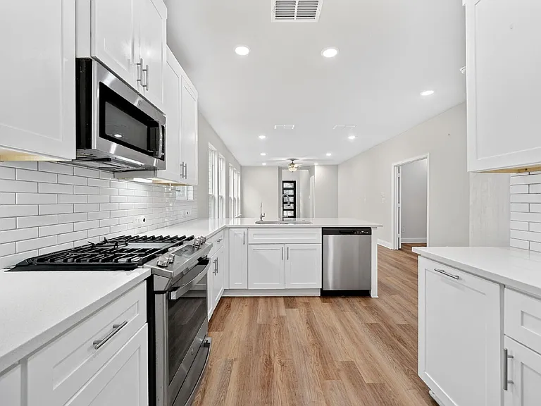 11499 Chepstow Crescent Ct — Photo 4