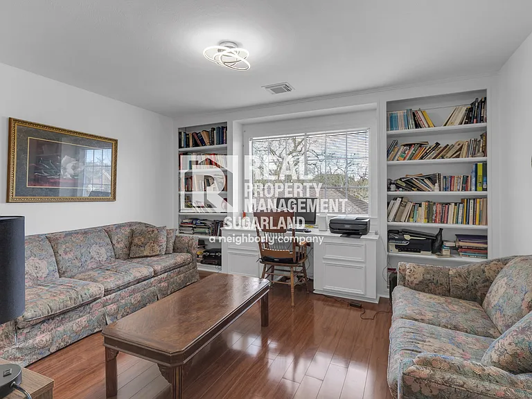 4410 Heatherwilde St — Photo 25