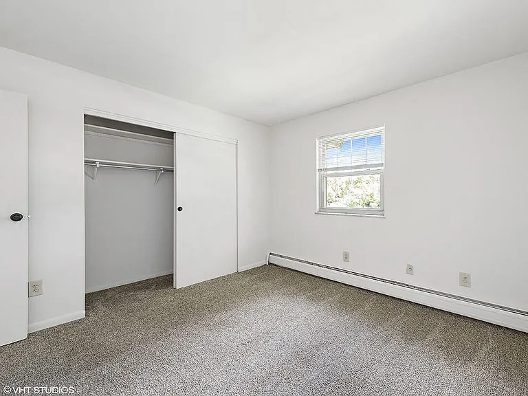 Bedroom with Big Closet