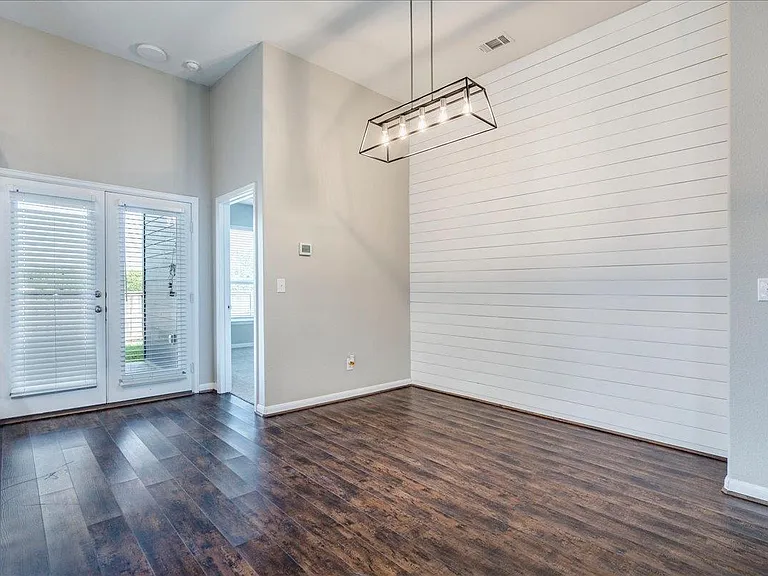 733 Blue Oak Blvd — Photo 16