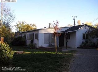 18429 Siesta Dr, Penn Valley, CA