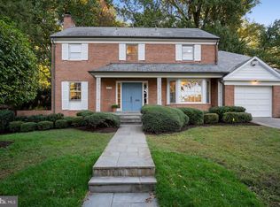 5215 Wapakoneta Rd, Bethesda, MD 20816