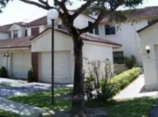 132 NW 98th Ter, Plantation, FL 33324