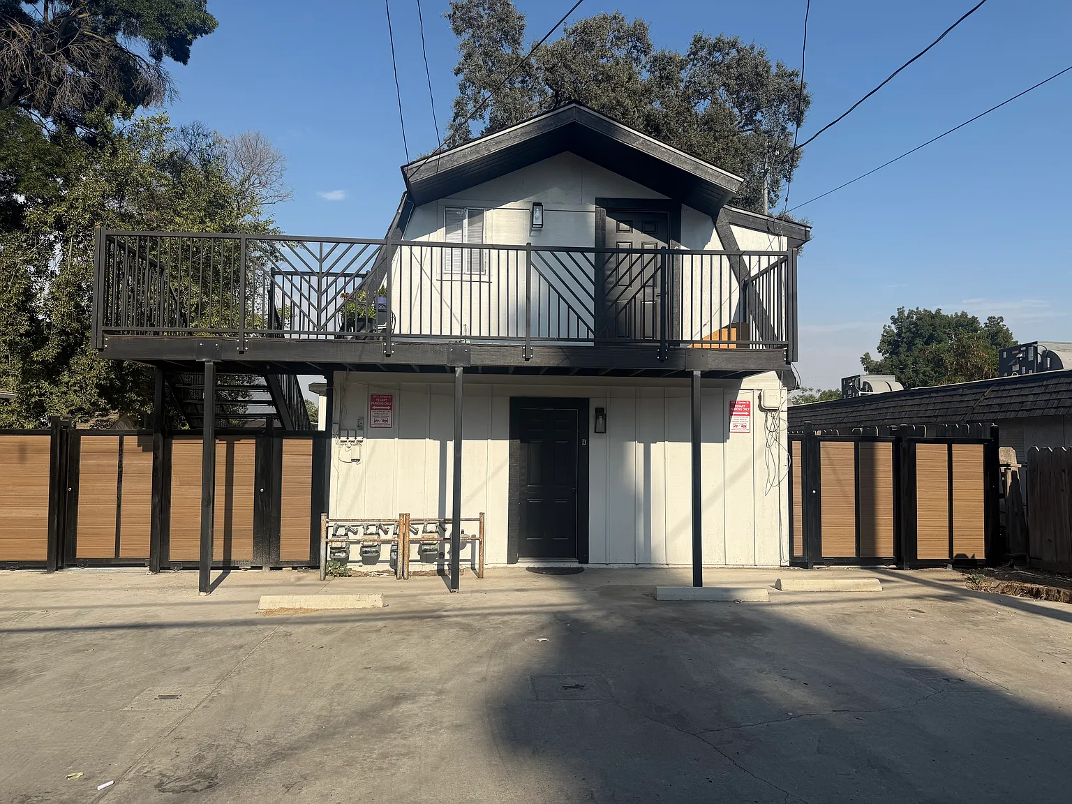 607 S Garden St — Photo 1