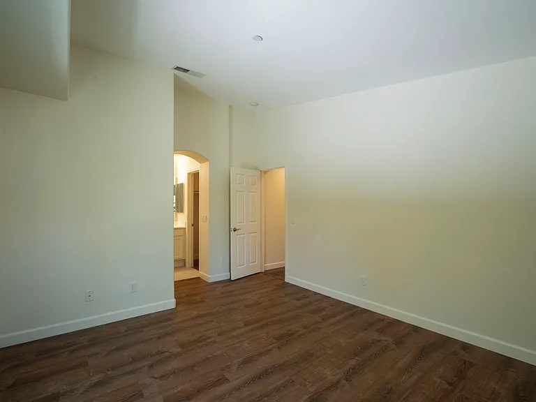 271 Trilogy St — Photo 28
