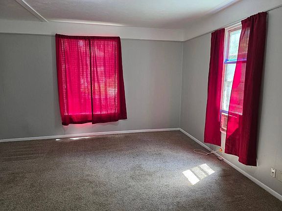 4th image of 520 Ottawa St #1