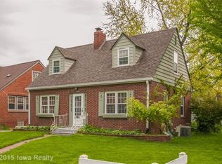 2801 43rd St, Des Moines, IA 50310