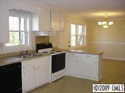 2nd image of 2910 Hagler Dr