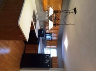 8781 NW 82nd St, Kansas City, MO 64152