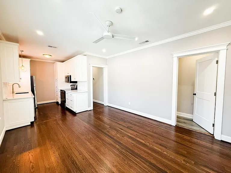4112 Junius St — Photo 8