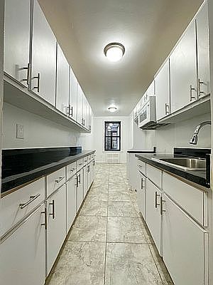 4th image of 2122 Ditmas Ave #1J