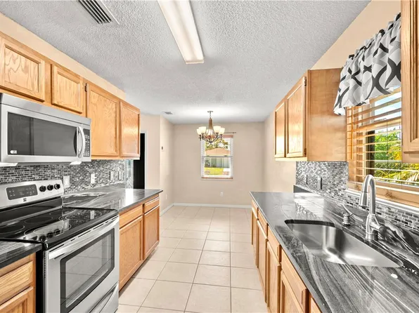 1190 12th Ct SW, Vero Beach, FL 32962