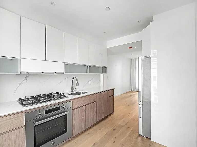 42-62 Hunter St #10A — Photo 20