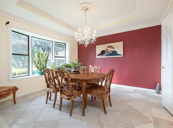 4th image of 4 Whispering Vine Ct