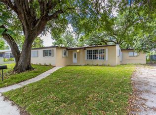 2440 NW 168th St, Miami Gardens, FL 33056