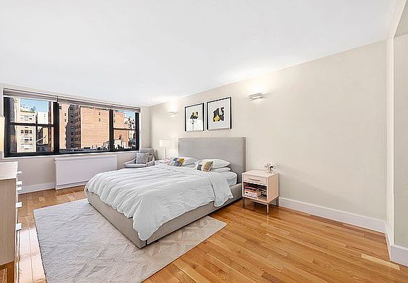 5th image of 1474 3rd Ave APT 8N