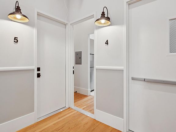 2nd image of 1604 McAllister St APT 4