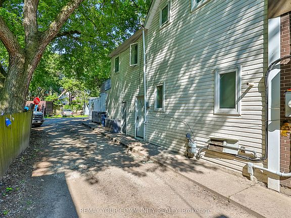 5th image of 316 Dufferin St