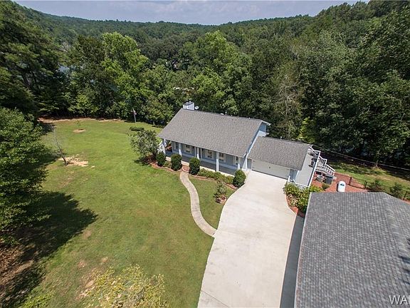 3rd image of 13847 Moonlight Dr
