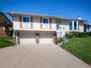 14712 Hascall St, Omaha, NE 68144