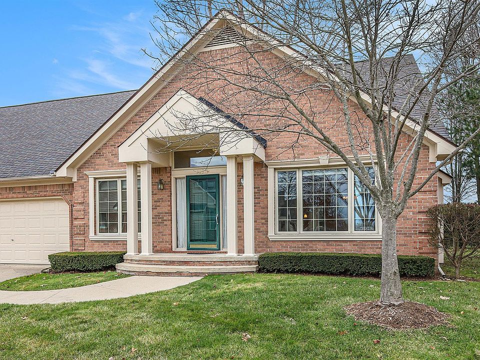 1st image of 39371 Galena Cir