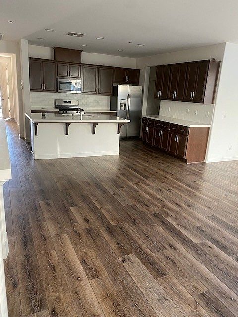 2nd image of 532 Spyglass Cir
