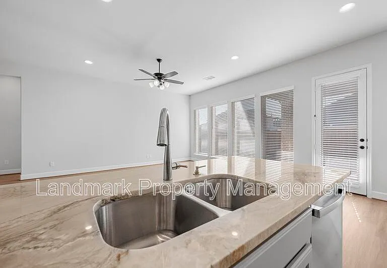 1822 Buckeye Ln — Photo 31