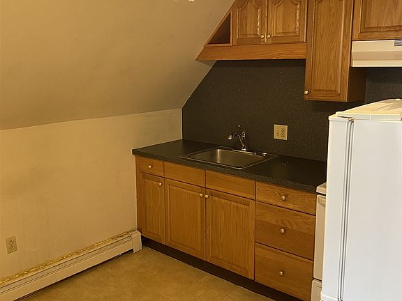 Kitchen Pic #1