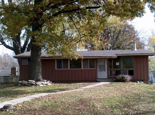 21 Johnson St, Buckner, MO 64016