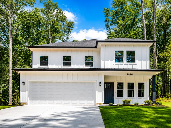 2884 Thompson Cir, Decatur, GA 30034