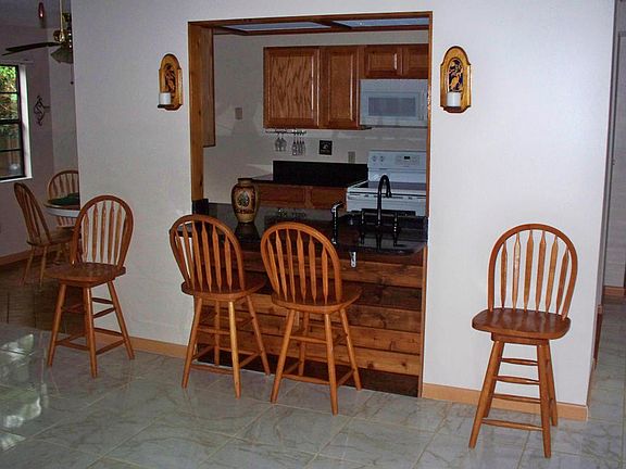 5th image of 1705 Delki St NW